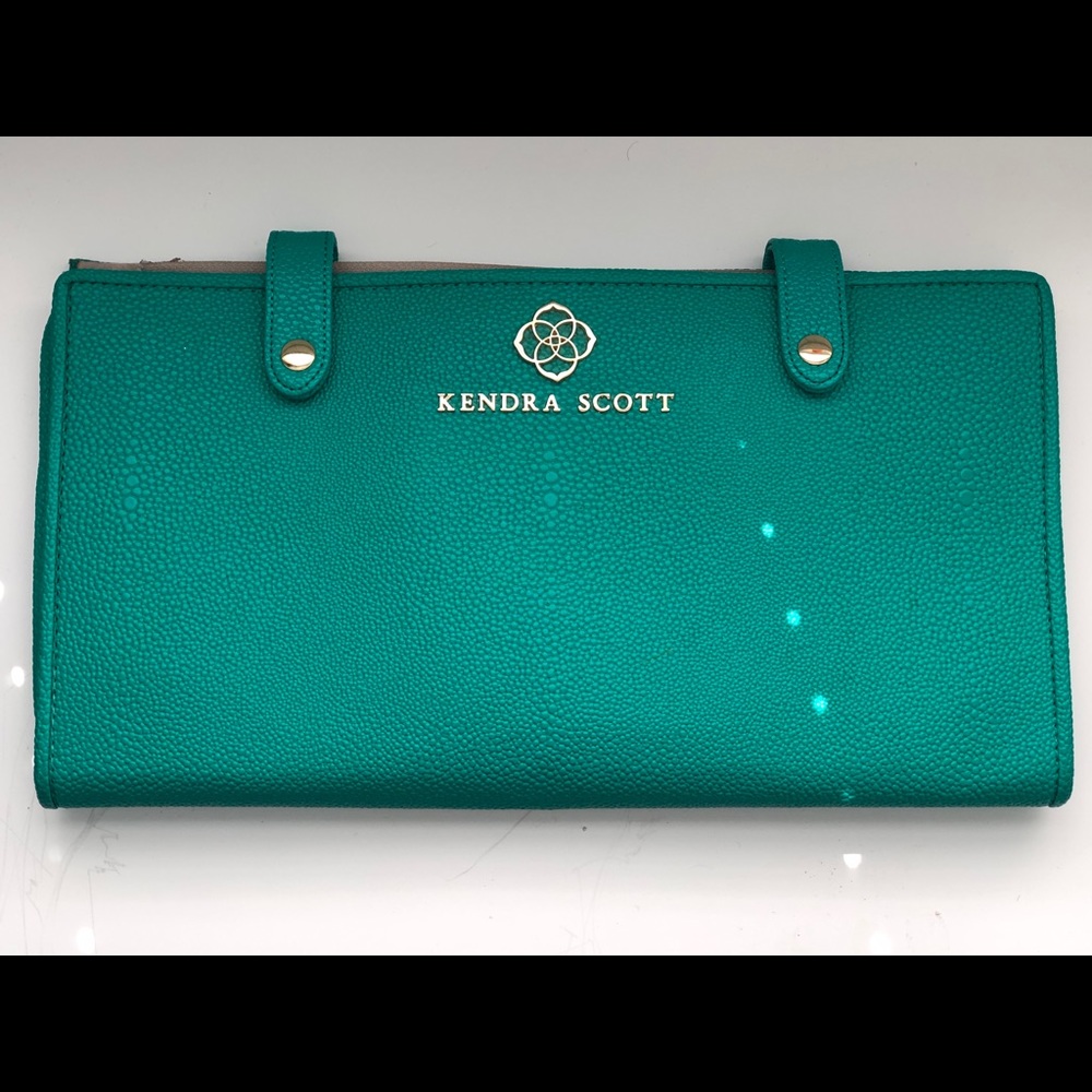 Jet Set Large Jewelry Organizer in Teal